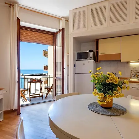 La Casa E Il Mare Альгеро