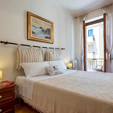 La Casa E Il Mare Альгеро